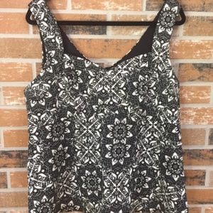 TO203 TORRID, Top, Peplum, Black, White, Plus Size